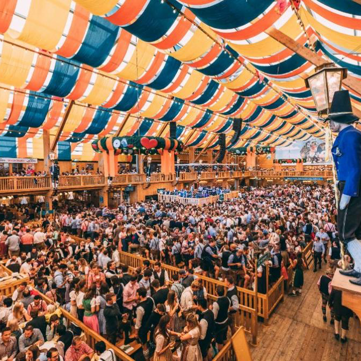 offizieller Oktoberfest Krug 2025 der Stadt München - mit Zindeckel - Sammlerstück