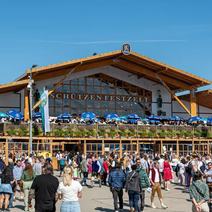 offizieller Oktoberfest Krug 2025 der Stadt München - mit Zindeckel - Sammlerstück